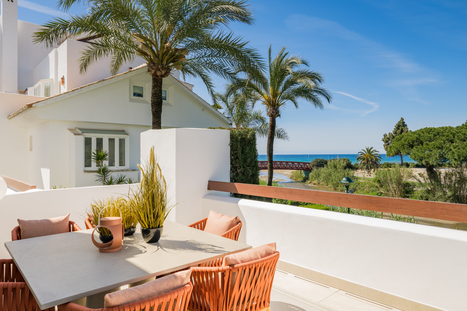 3 Bed, 2 Bath, ApartmentFor Sale, Marbella, Malaga