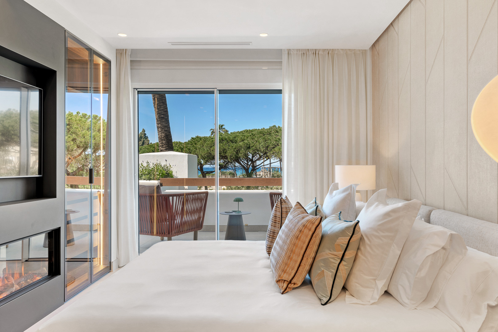 6 Bed, 4 Bath, ApartmentFor Sale, Marbella, Malaga