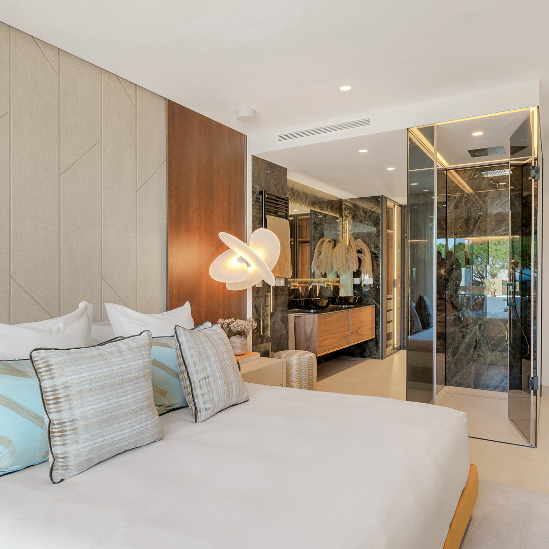 6 Bed, 4 Bath, ApartmentFor Sale, Marbella, Malaga