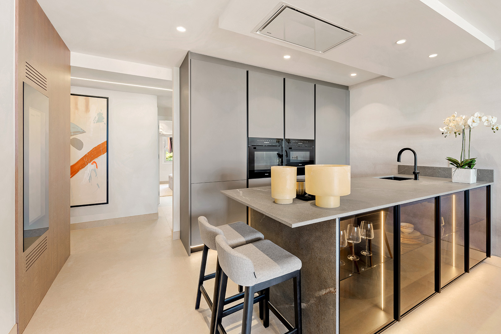 3 Bed, 2 Bath, ApartmentFor Sale, Estepona, Malaga