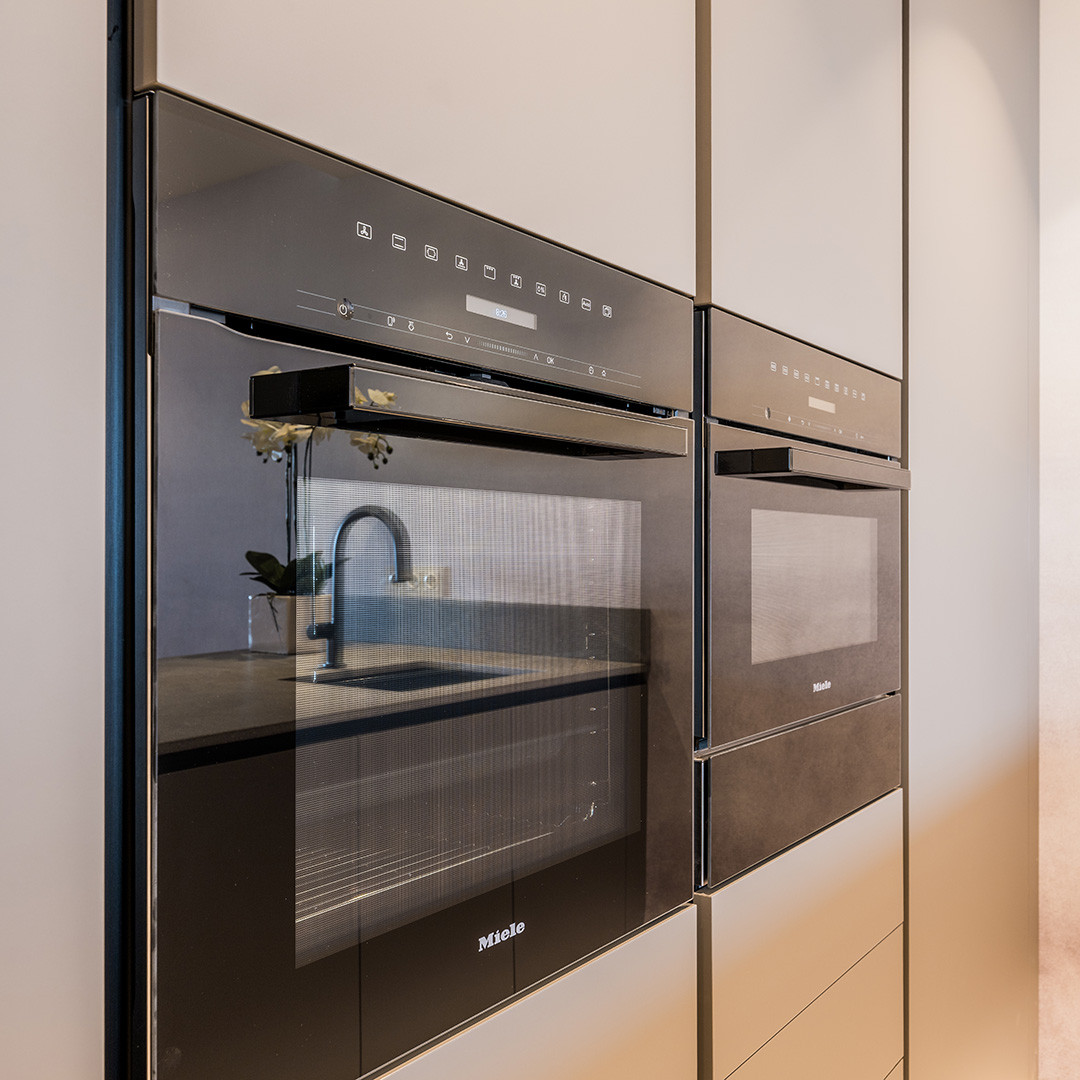 3 Bed, 2 Bath, ApartmentFor Sale, Estepona, Malaga