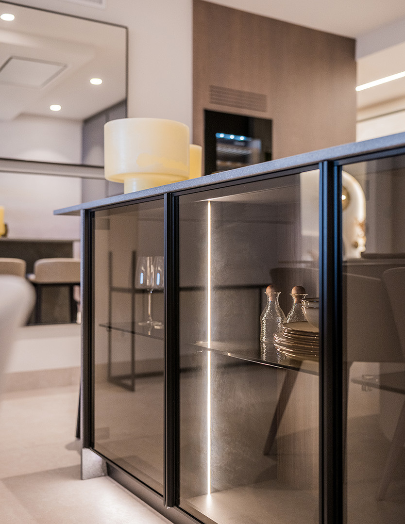 3 Bed, 2 Bath, ApartmentFor Sale, Estepona, Malaga