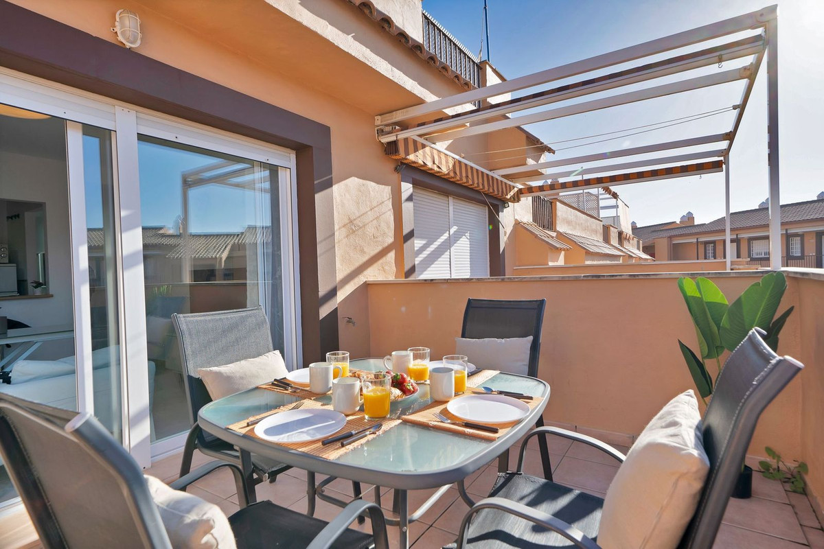 1 Bed, 1 Bath, ApartmentFor Sale, Casares Playa, Malaga