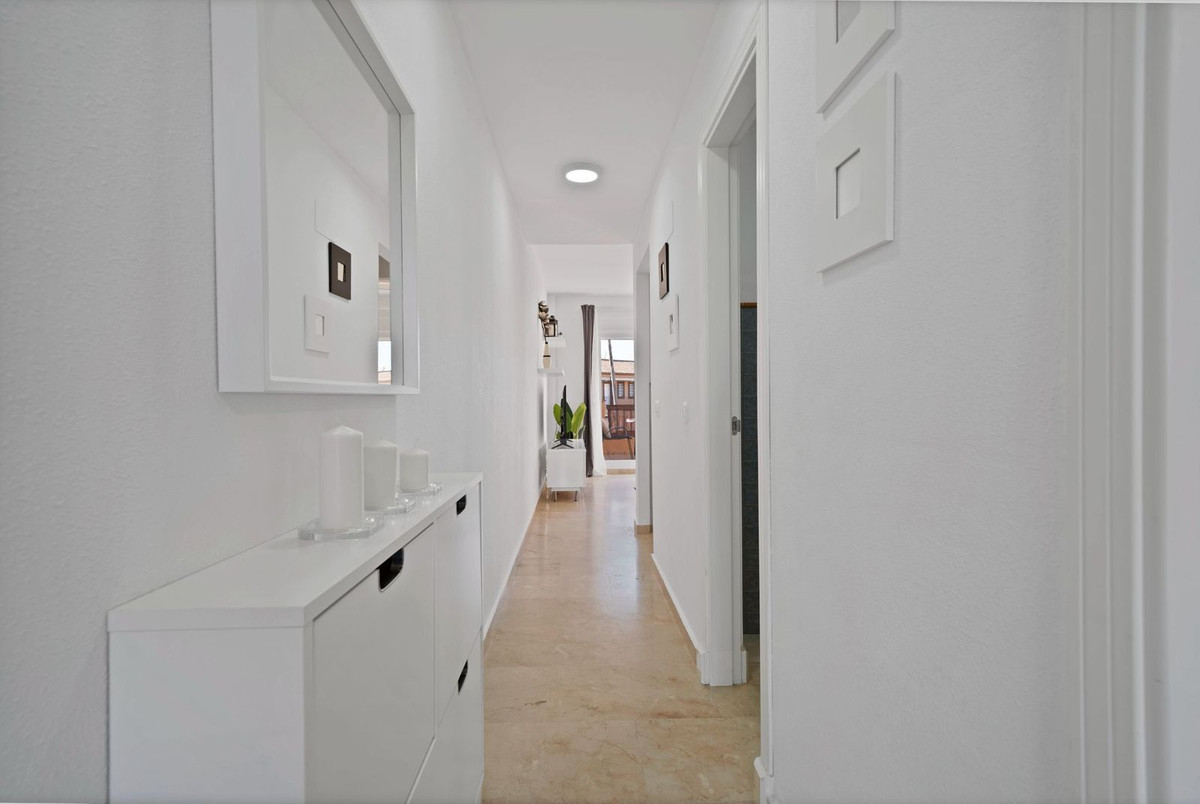 1 Bed, 1 Bath, ApartmentFor Sale, Casares Playa, Malaga