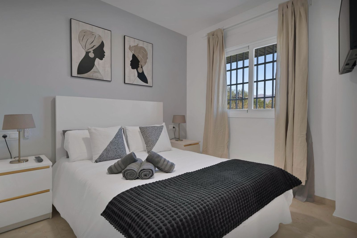 1 Bed, 1 Bath, ApartmentFor Sale, Casares Playa, Malaga