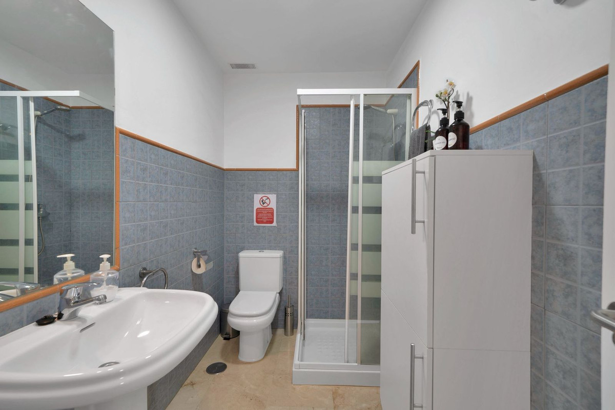 1 Bed, 1 Bath, ApartmentFor Sale, Casares Playa, Malaga