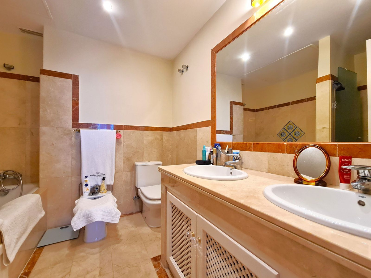 2 Bed, 2 Bath, ApartmentFor Sale, Casares Playa, Malaga