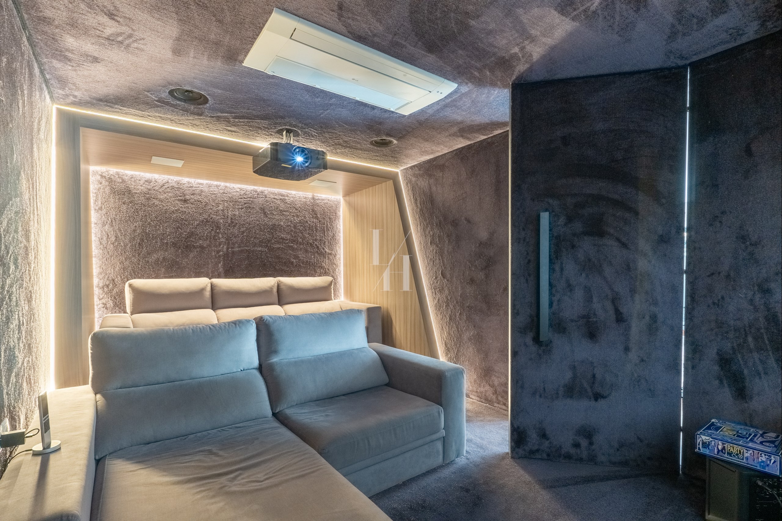 1 Bed, 1 Bath, ApartmentFor Sale, Phuket, BangTao, NorthWest