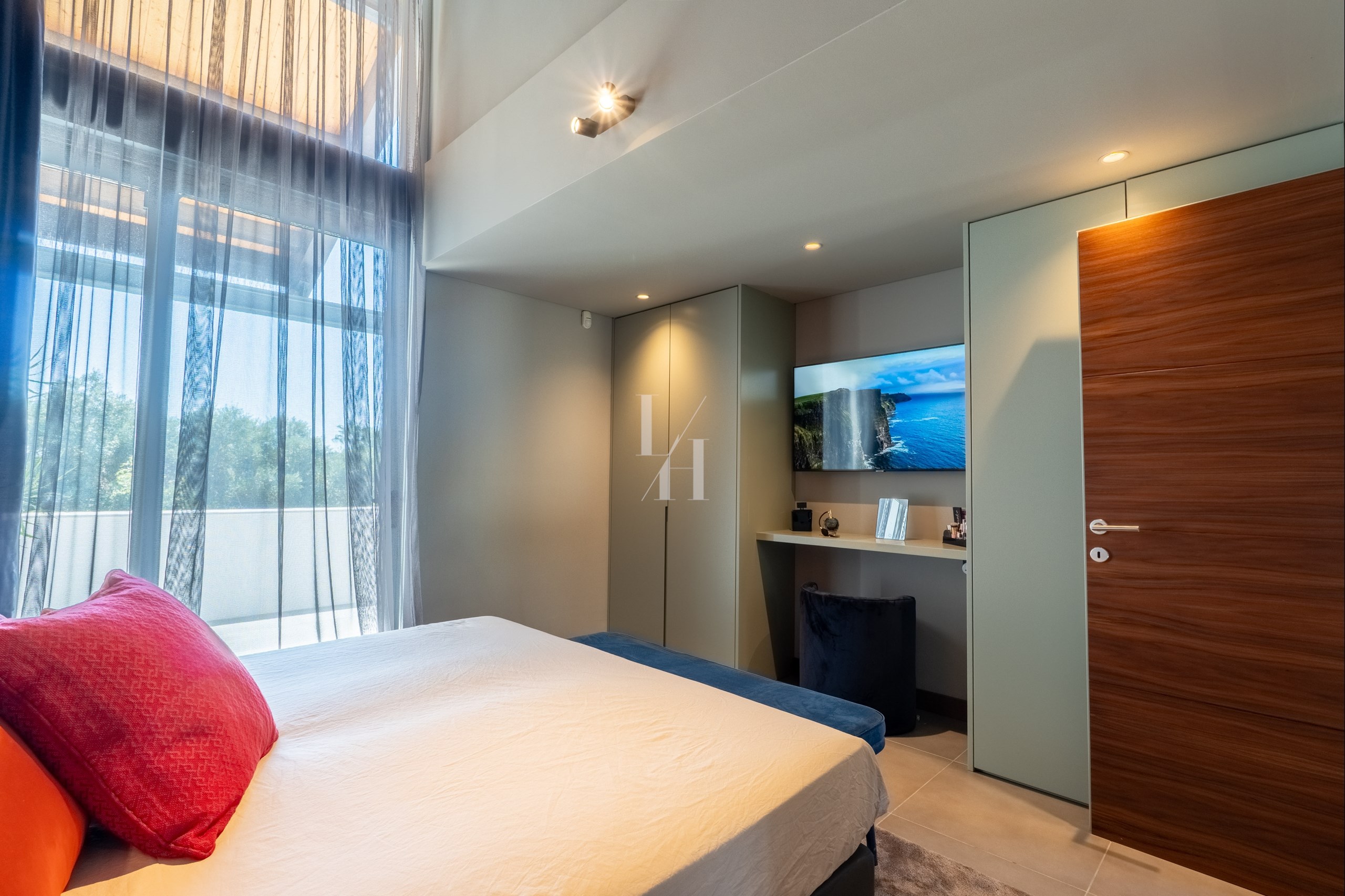 1 Bed, 1 Bath, ApartmentFor Sale, Phuket, BangTao, NorthWest