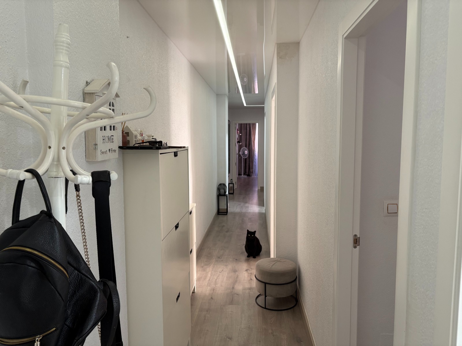 4 Bed, 2 Bath, ApartmentFor Sale, Torrevieja, Alicante