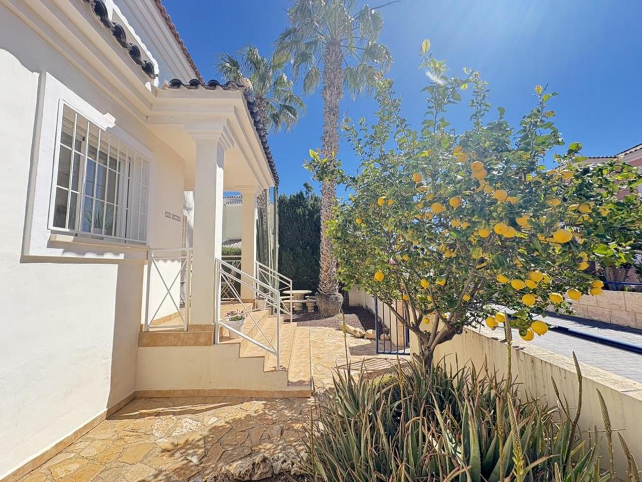 2 Bed, 2 Bath, HouseFor Sale, Altaona Golf and Country Village, Murcia