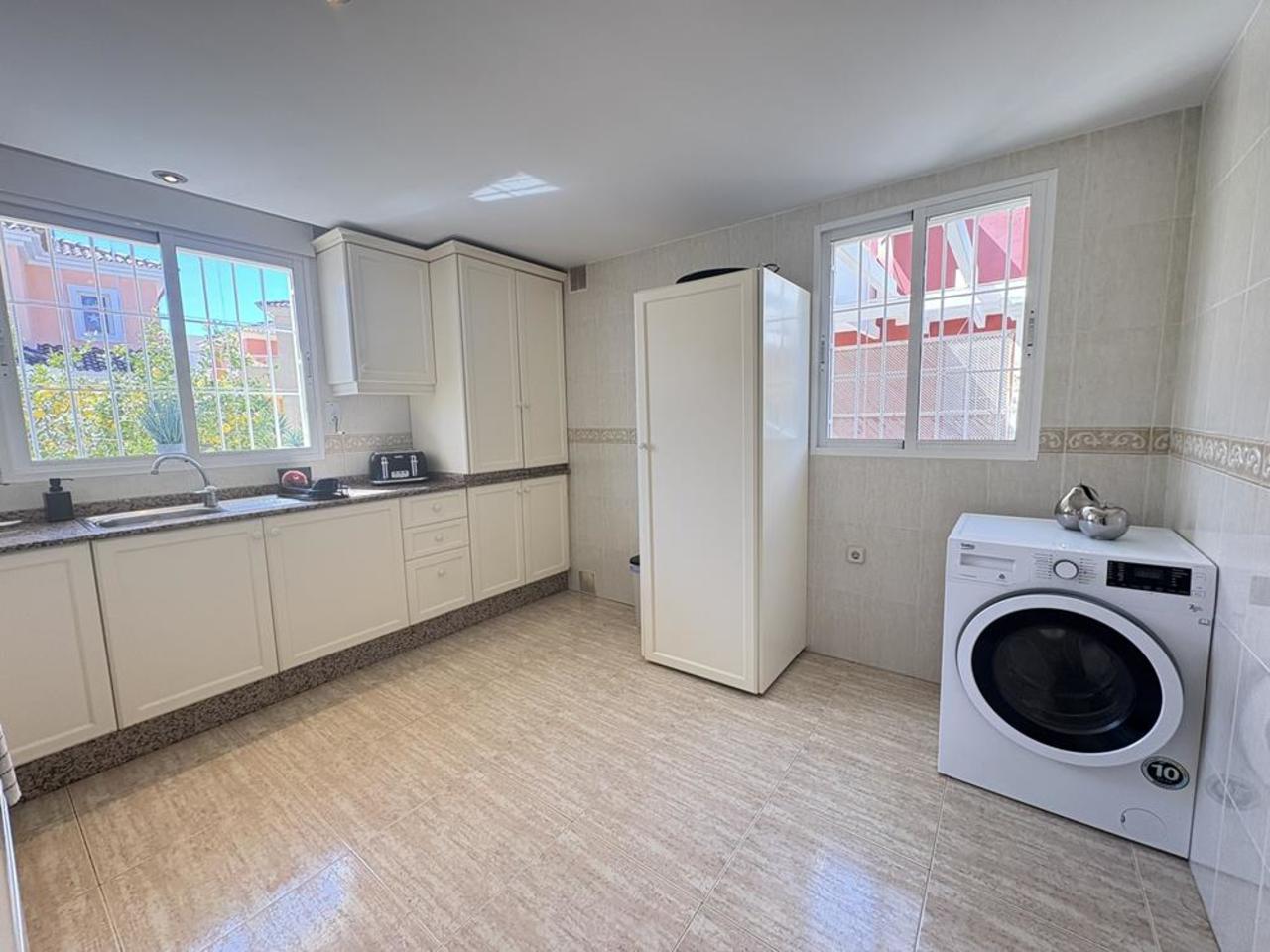 2 Bed, 2 Bath, HouseFor Sale, Altaona Golf and Country Village, Murcia