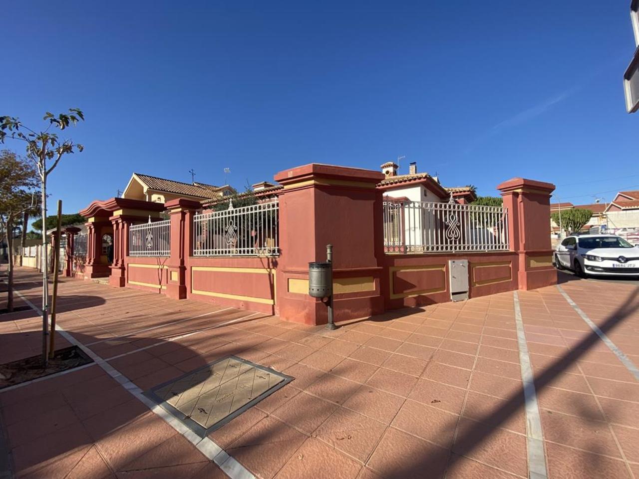 4 Bed, 2 Bath, HouseFor Sale, Santiago De La Ribera, Murcia