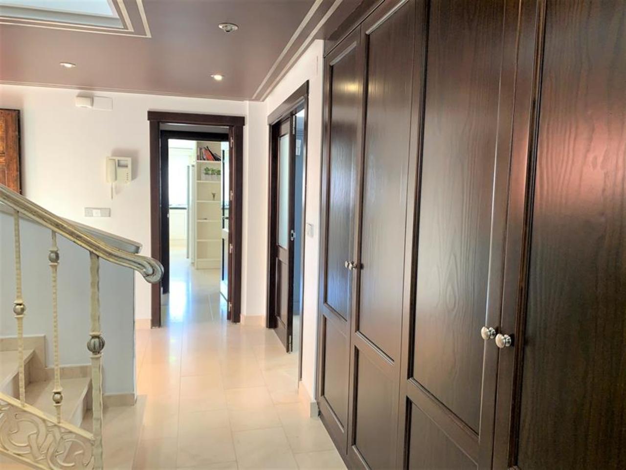 5 Bed, 5 Bath, HouseFor Sale, Altaona Golf and Country Village, Murcia