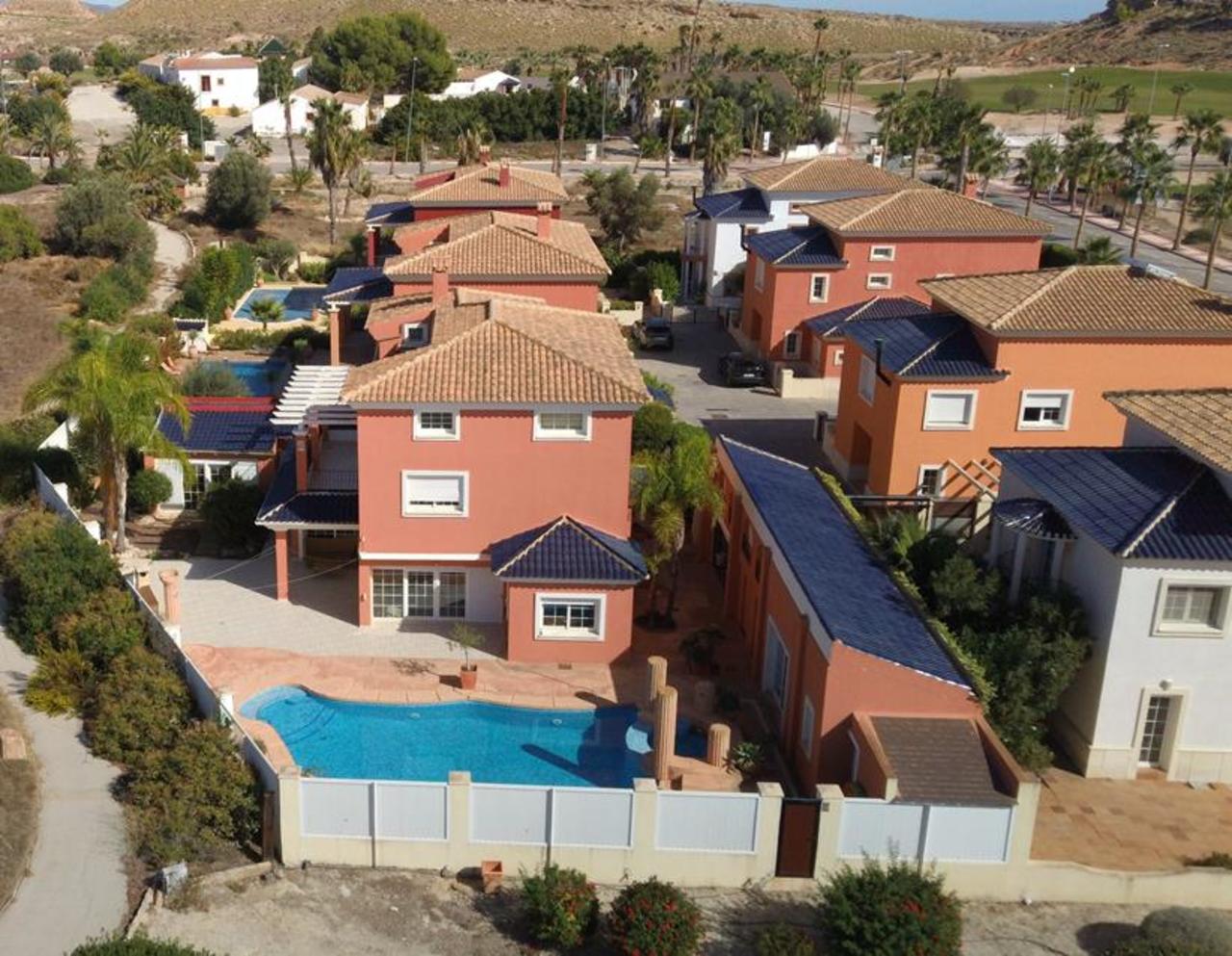 5 Bed, 5 Bath, HouseFor Sale, Altaona Golf and Country Village, Murcia