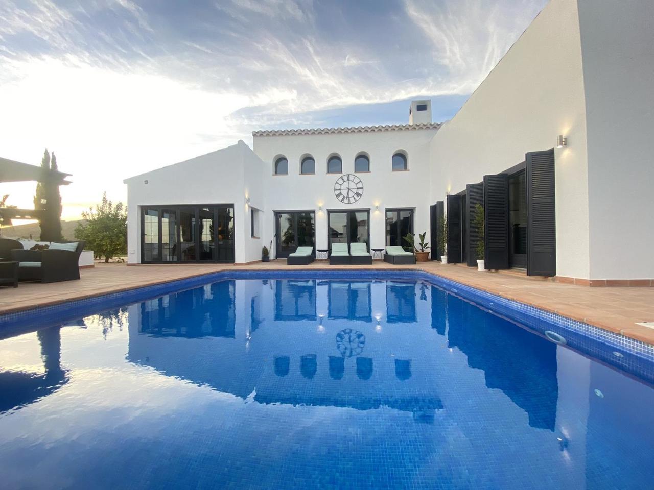 5 Bed, 5 Bath, HouseFor Sale, El Valle Golf Resort, Murcia