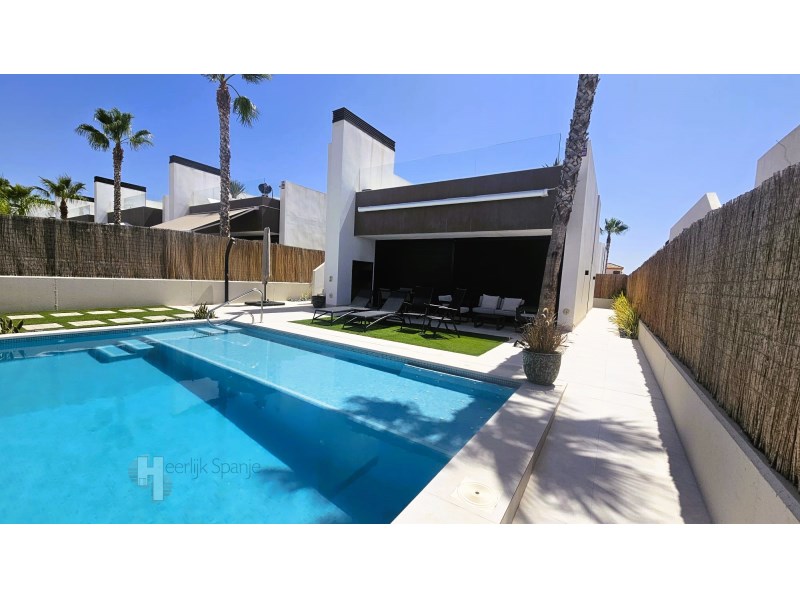 3 Bed, 2 Bath, HouseFor Sale, Murcia, Murcia