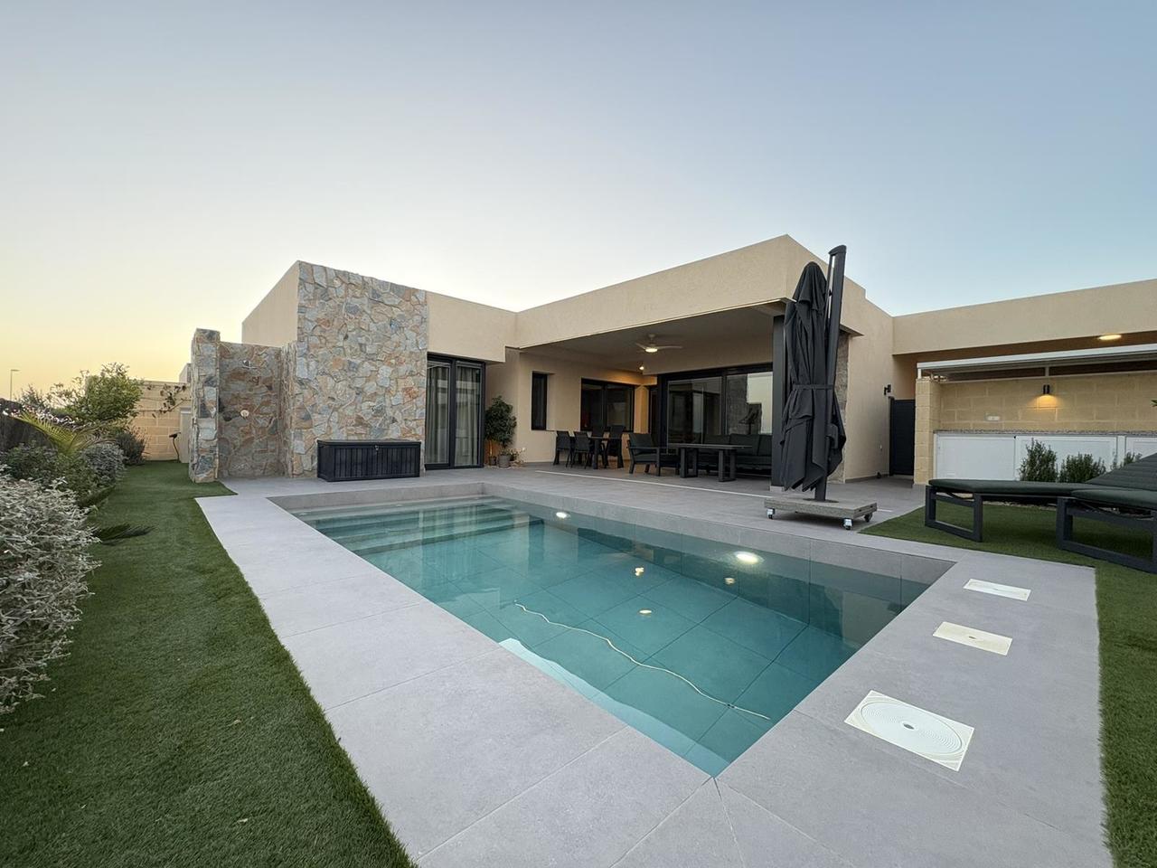 2 Bed, 2 Bath, HouseFor Sale, Altaona Golf and Country Village, Murcia