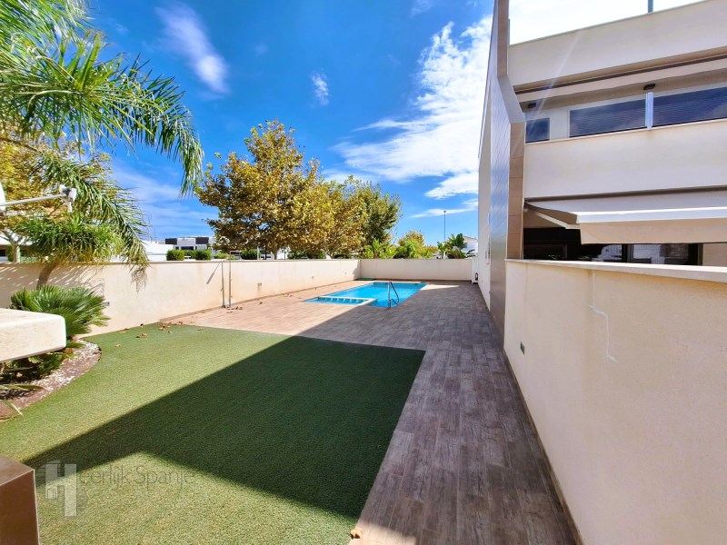 3 Bed, 2 Bath, ApartmentFor Sale, San Pedro Del Pinatar, Murcia