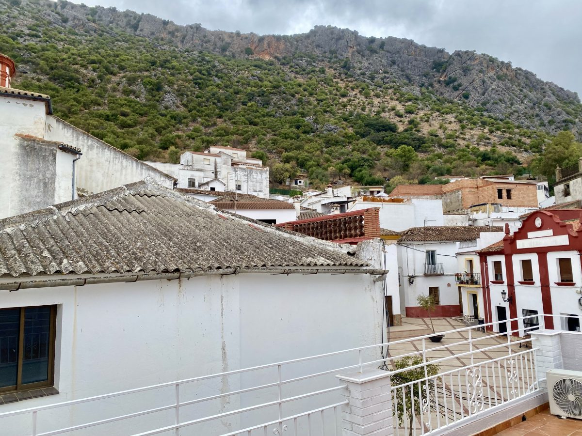 3 Bed, 2 Bath, HouseFor Sale, Benaojan, Andalucia