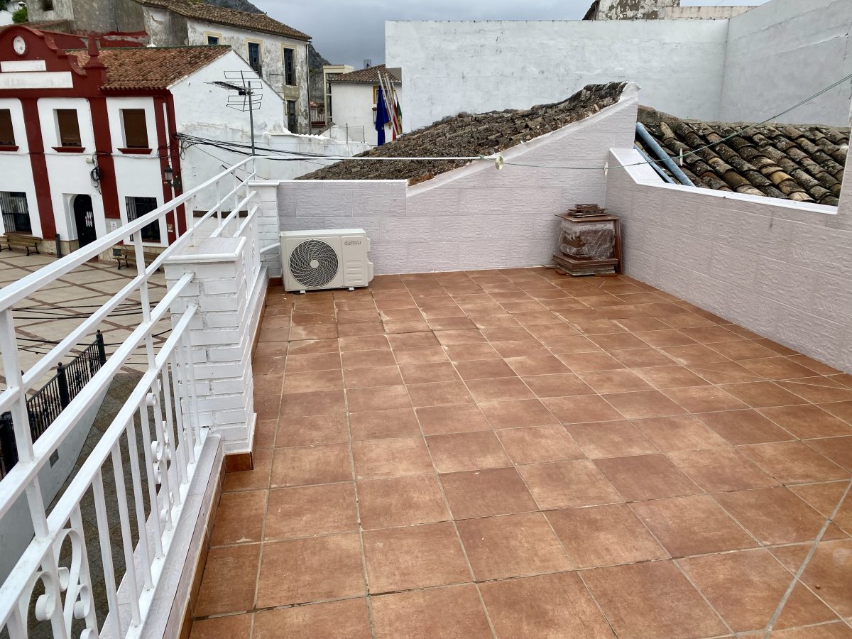 3 Bed, 2 Bath, HouseFor Sale, Benaojan, Andalucia
