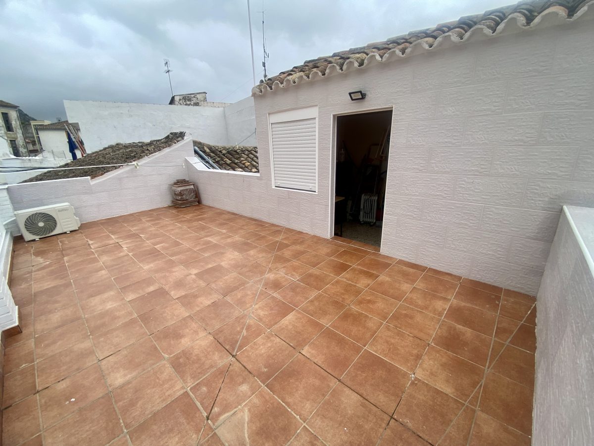 3 Bed, 2 Bath, HouseFor Sale, Benaojan, Andalucia