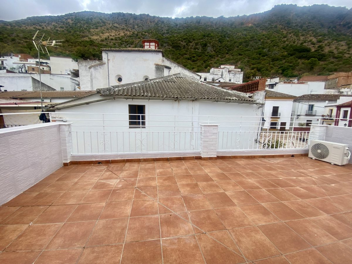 3 Bed, 2 Bath, HouseFor Sale, Benaojan, Andalucia