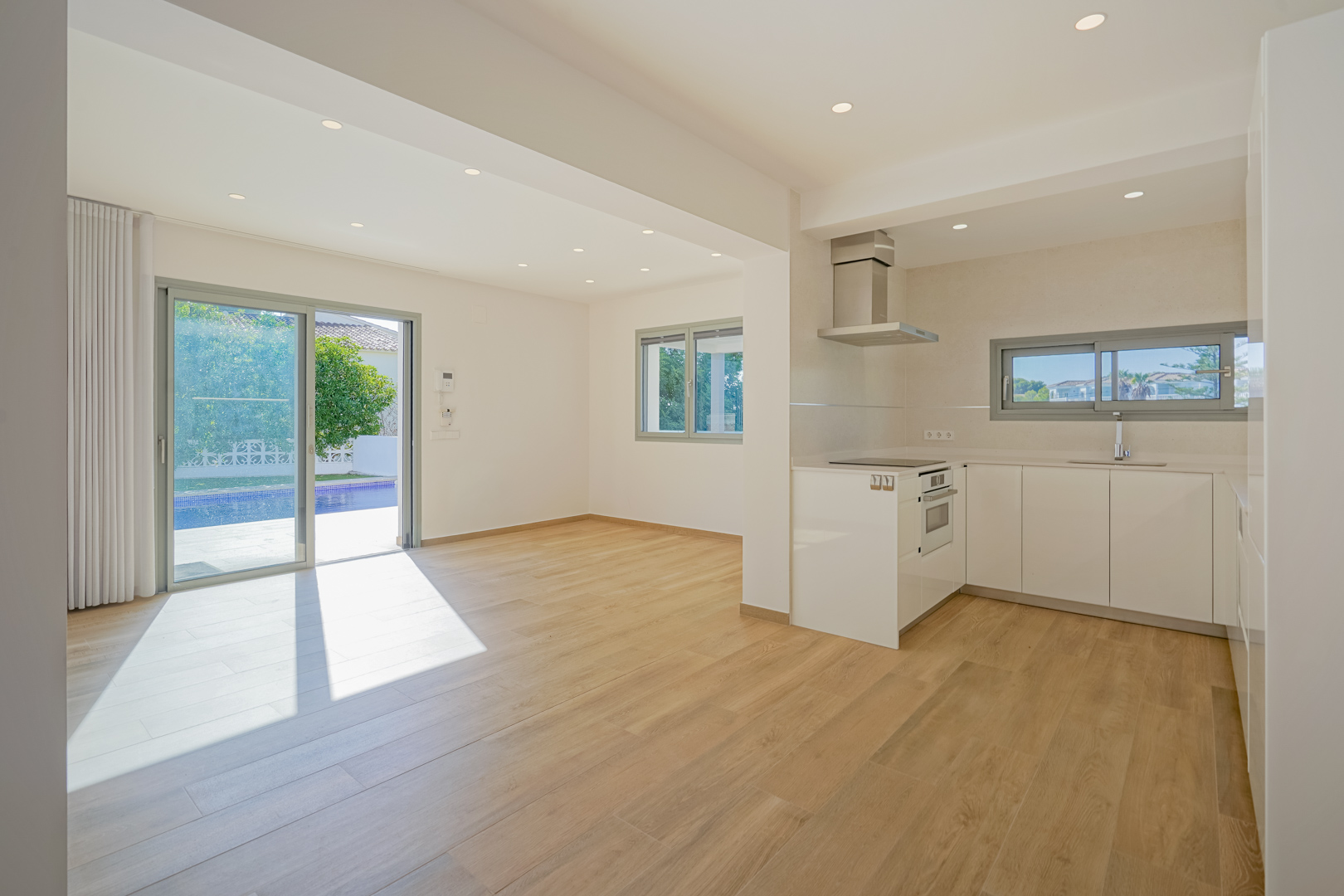 3 Bed, 2 Bath, HouseFor Sale, Benissa, Alicante