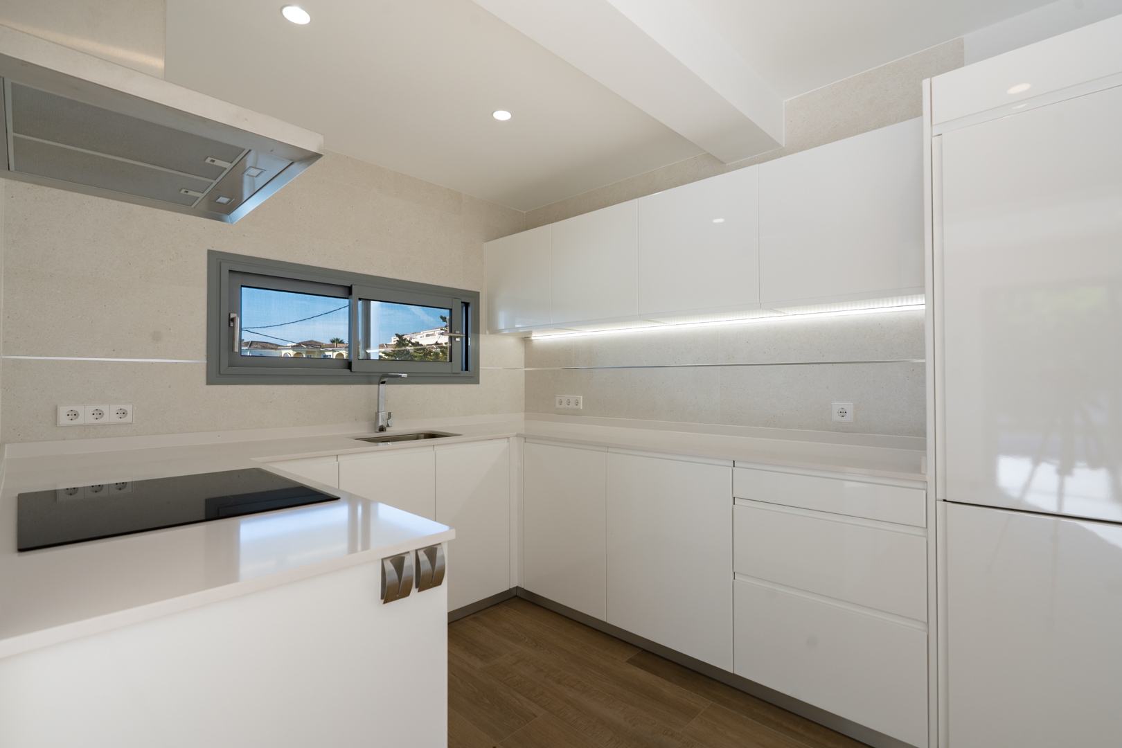 3 Bed, 2 Bath, HouseFor Sale, Benissa, Alicante