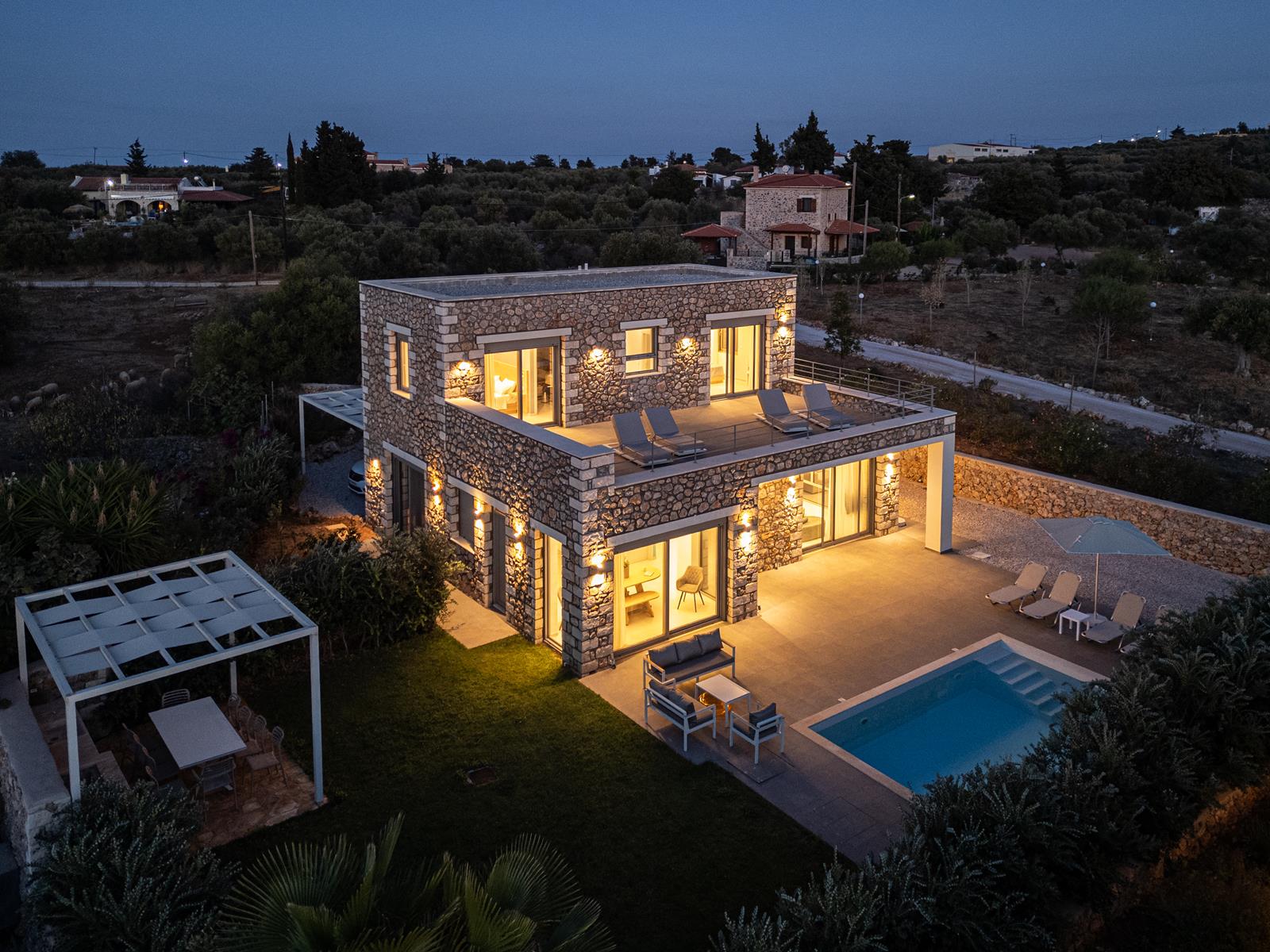 4 Bed, 5 Bath, HouseFor Sale, Chania, Crete