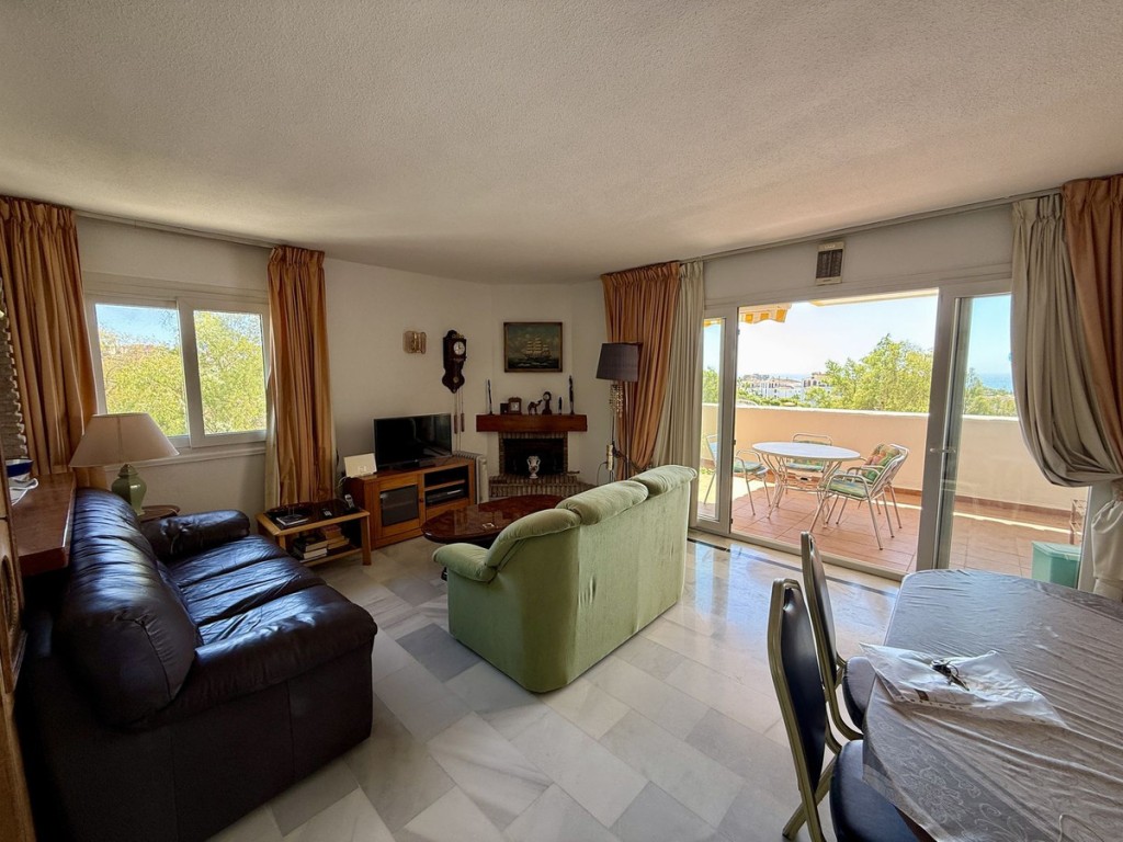 2 Bed, 2 Bath, ApartmentFor Sale, Calahonda, Malaga
