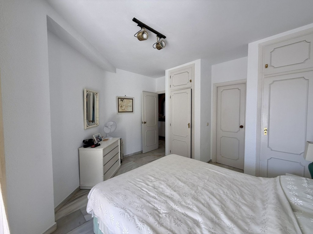 2 Bed, 2 Bath, ApartmentFor Sale, Calahonda, Malaga