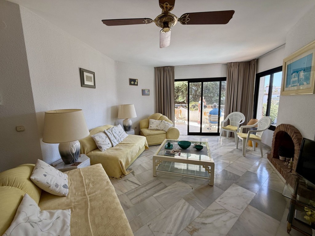 2 Bed, 2 Bath, ApartmentFor Sale, Calahonda, Malaga