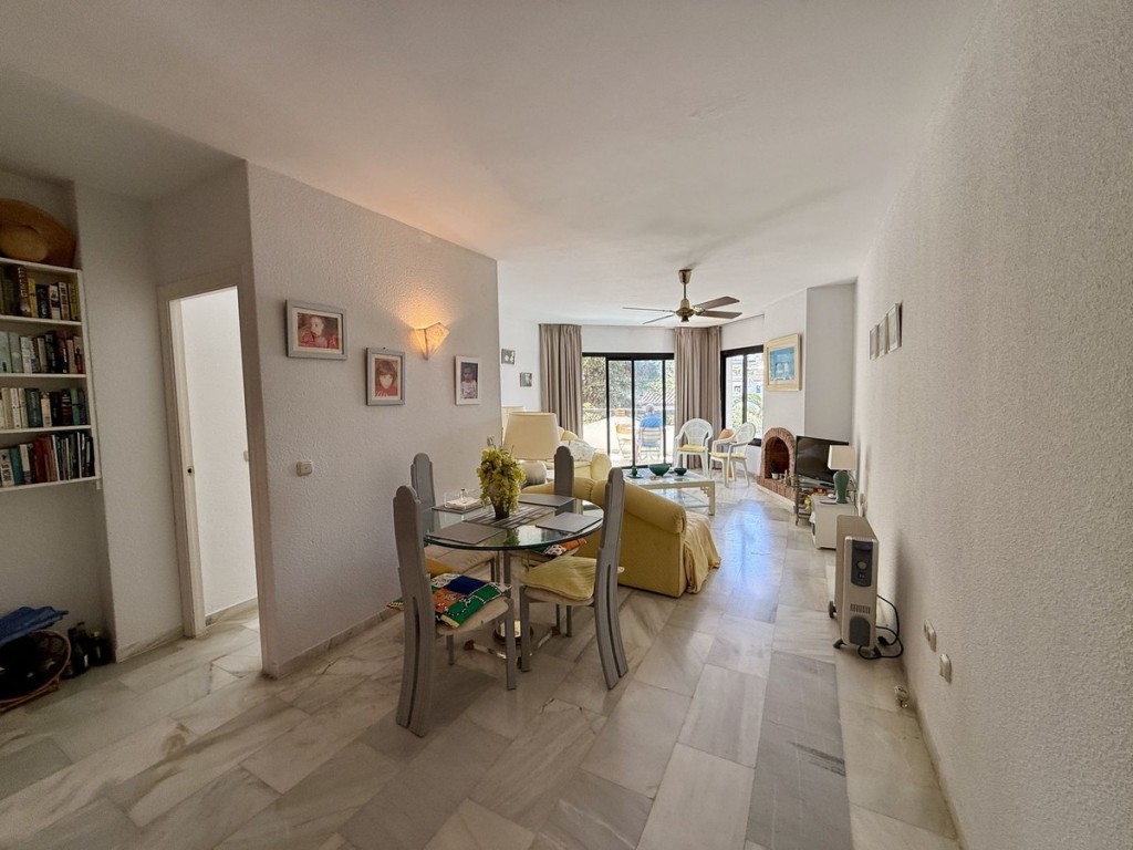 2 Bed, 2 Bath, ApartmentFor Sale, Calahonda, Malaga