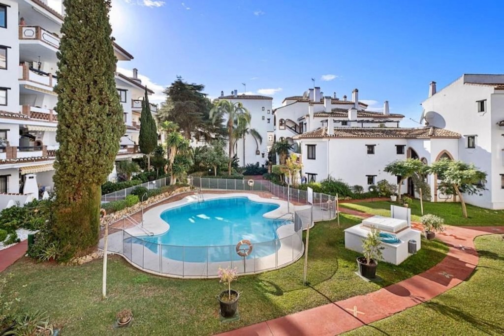 2 Bed, 2 Bath, ApartmentFor Sale, Calahonda, Malaga