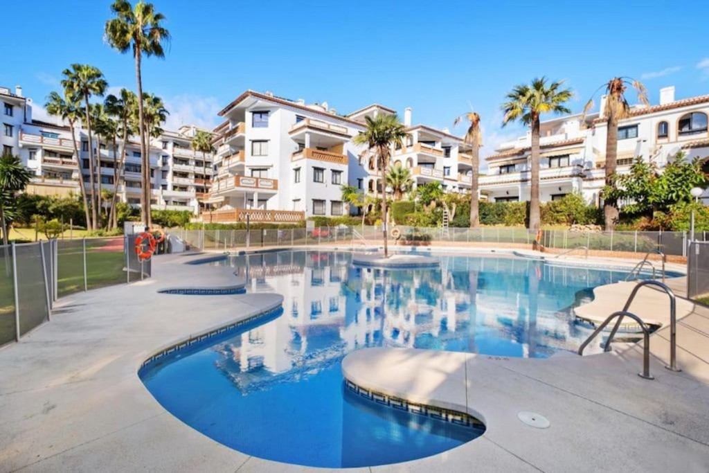 2 Bed, 2 Bath, ApartmentFor Sale, Calahonda, Malaga
