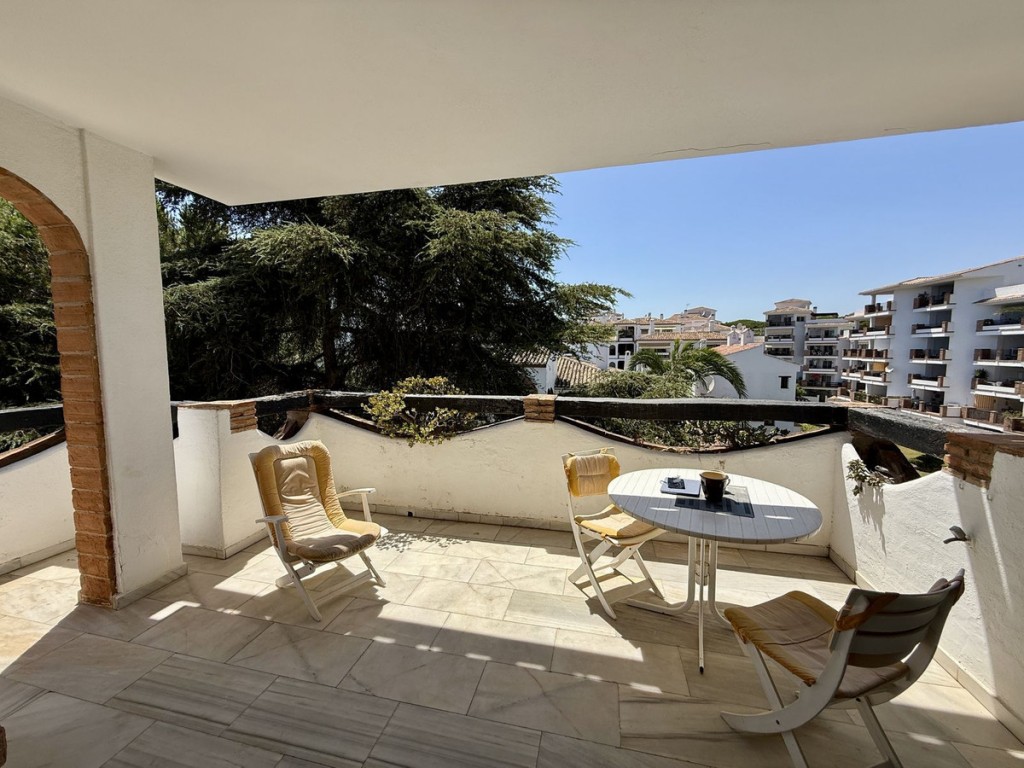 2 Bed, 2 Bath, ApartmentFor Sale, Calahonda, Malaga