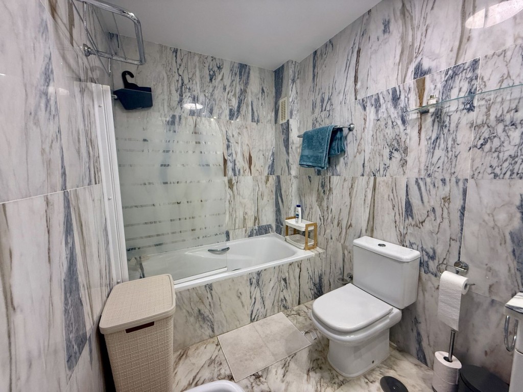 2 Bed, 2 Bath, ApartmentFor Sale, La Cala de Mijas, Malaga