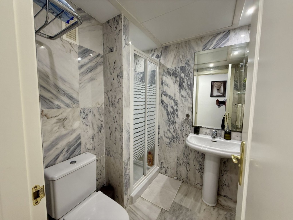 2 Bed, 2 Bath, ApartmentFor Sale, La Cala de Mijas, Malaga