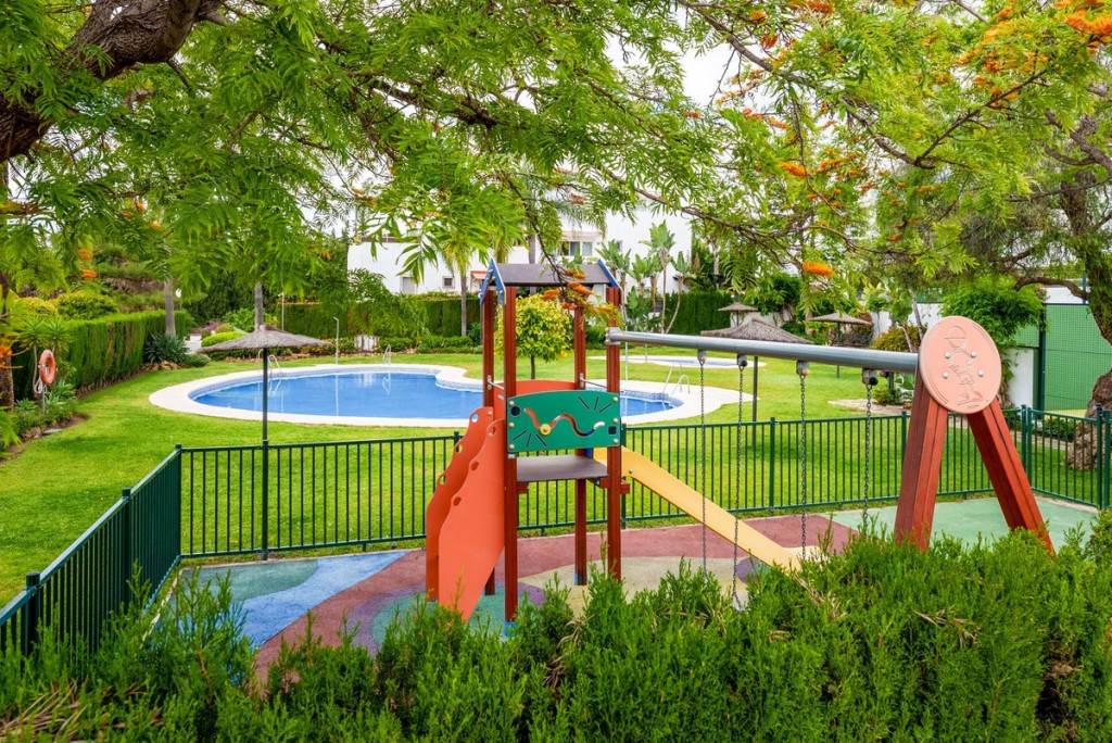 3 Bed, 3 Bath, HouseFor Sale, Nagüeles, Malaga