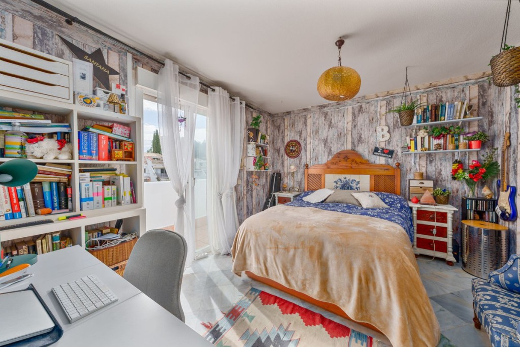 3 Bed, 3 Bath, HouseFor Sale, Nagüeles, Malaga