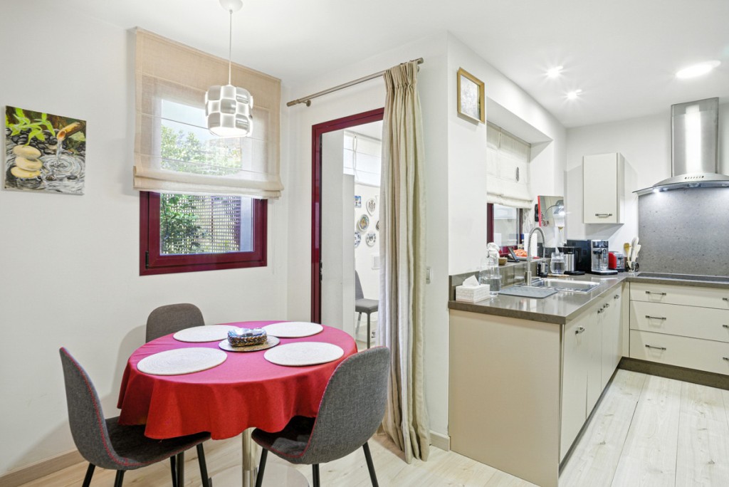 3 Bed, 3 Bath, HouseFor Sale, Benahavis, Malaga