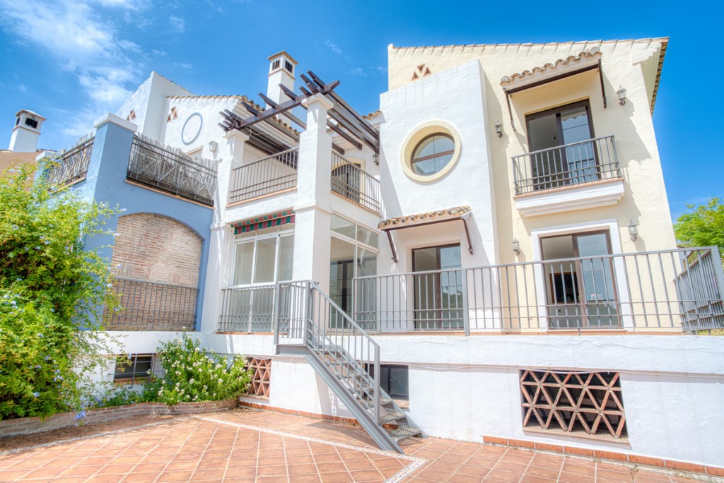 3 Bed, 3 Bath, HouseFor Sale, Los Arqueros, Malaga