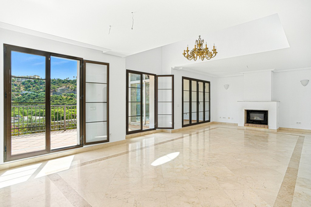 3 Bed, 3 Bath, HouseFor Sale, Los Arqueros, Malaga