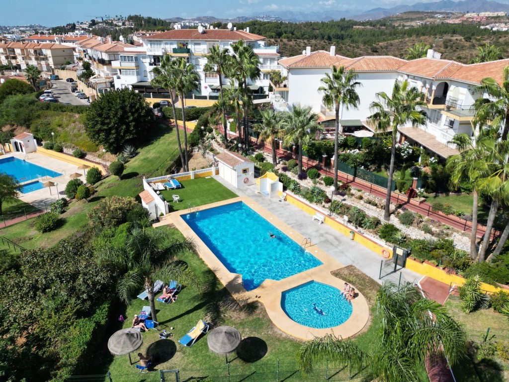 2 Bed, 1 Bath, ApartmentFor Sale, Mijas Costa, Malaga 2 Bed, 1 Bath, ApartmentFor Sale, Mijas Costa, Malaga