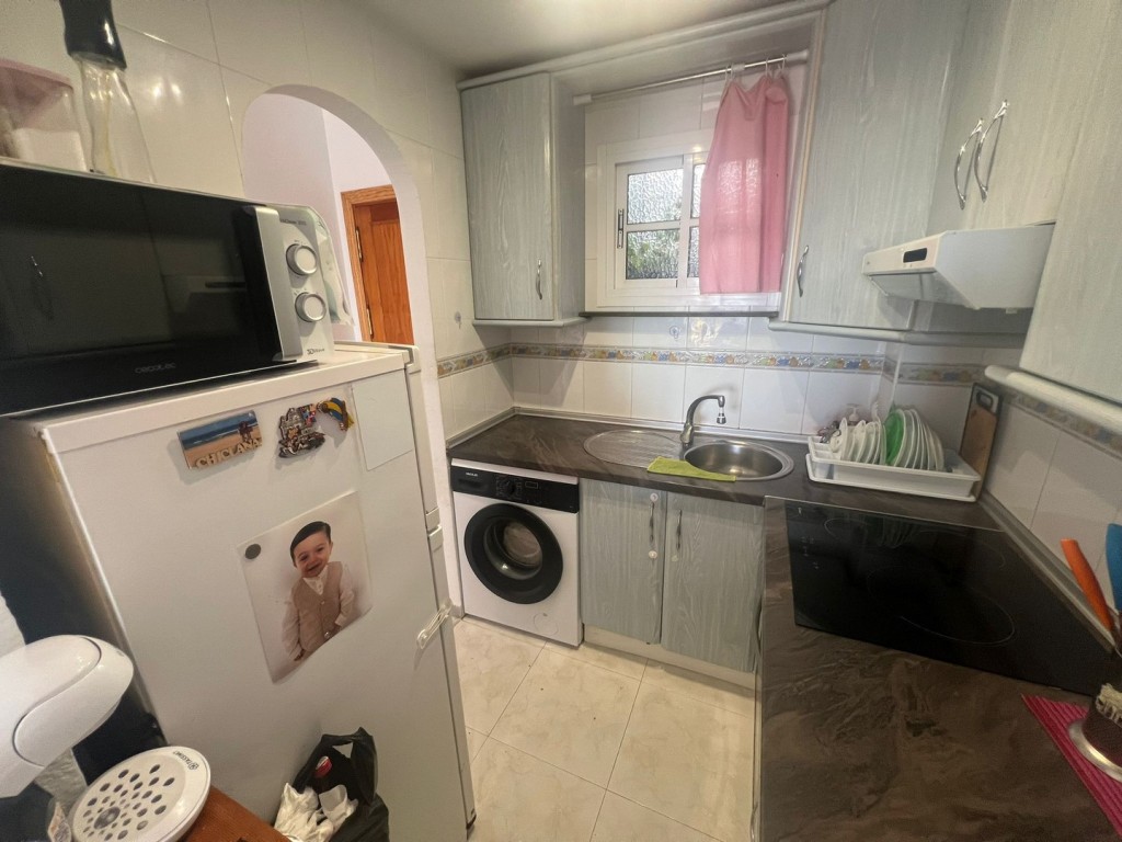 2 Bed, 1 Bath, ApartmentFor Sale, Mijas Costa, Malaga