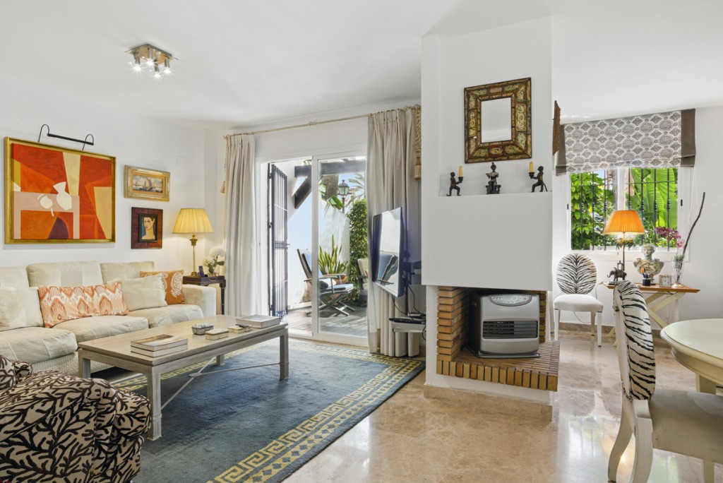 3 Bed, 3 Bath, HouseFor Sale, Nueva Andalucia, Malaga 3 Bed, 3 Bath, HouseFor Sale, Nueva Andalucia, Malaga