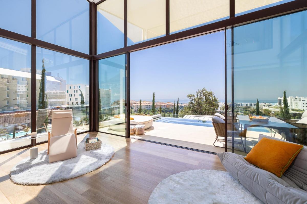 4 Bed, 3 Bath, HouseFor Sale, Fuengirola, Costa del Sol