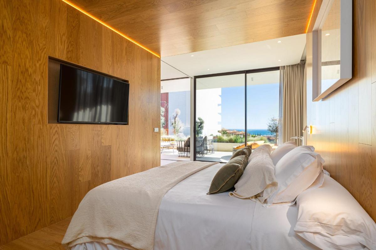 2 Bed, 2 Bath, ApartmentFor Sale, Fuengirola, Costa del Sol