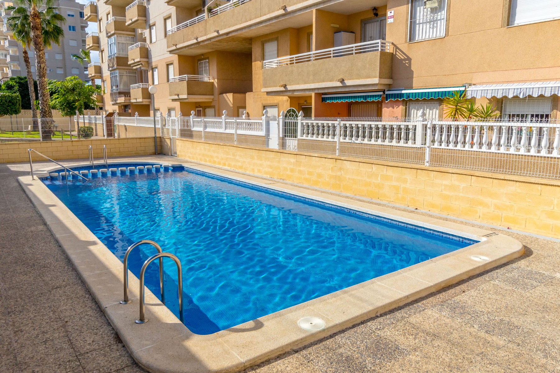 2 Bed, 1 Bath, ApartmentFor Sale, Torrevieja, Alicante